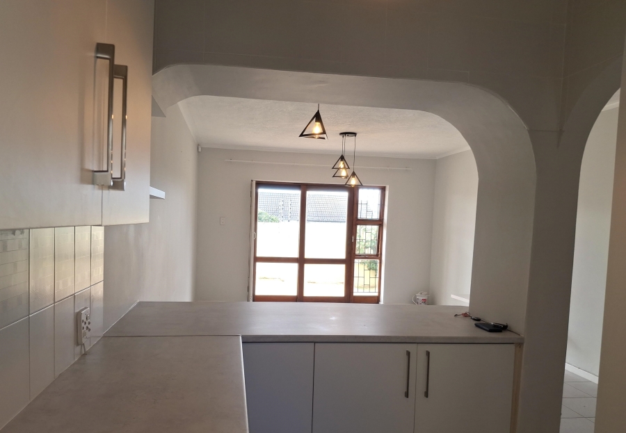 2 Bedroom Property for Sale in Walmer Eastern Cape